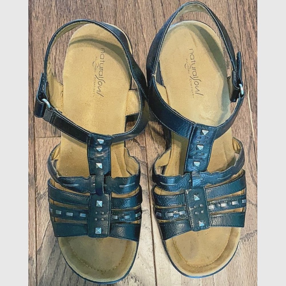 Natural Soul Wedge Sandals, 9.5